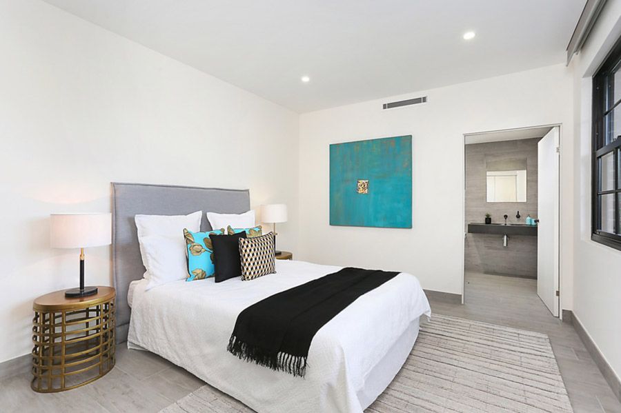 Main bedroom with ensuite